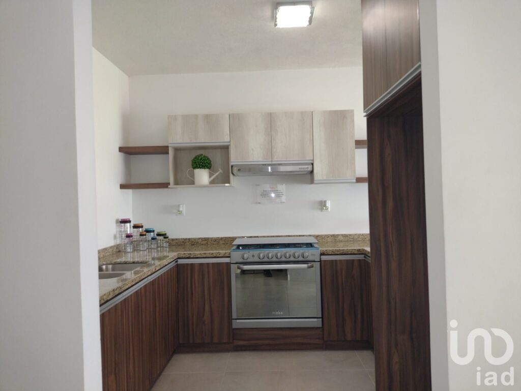 CASA EN VENTA RESIDENCIAL CUMBRES BOCA DEL RIO MOD FUJI