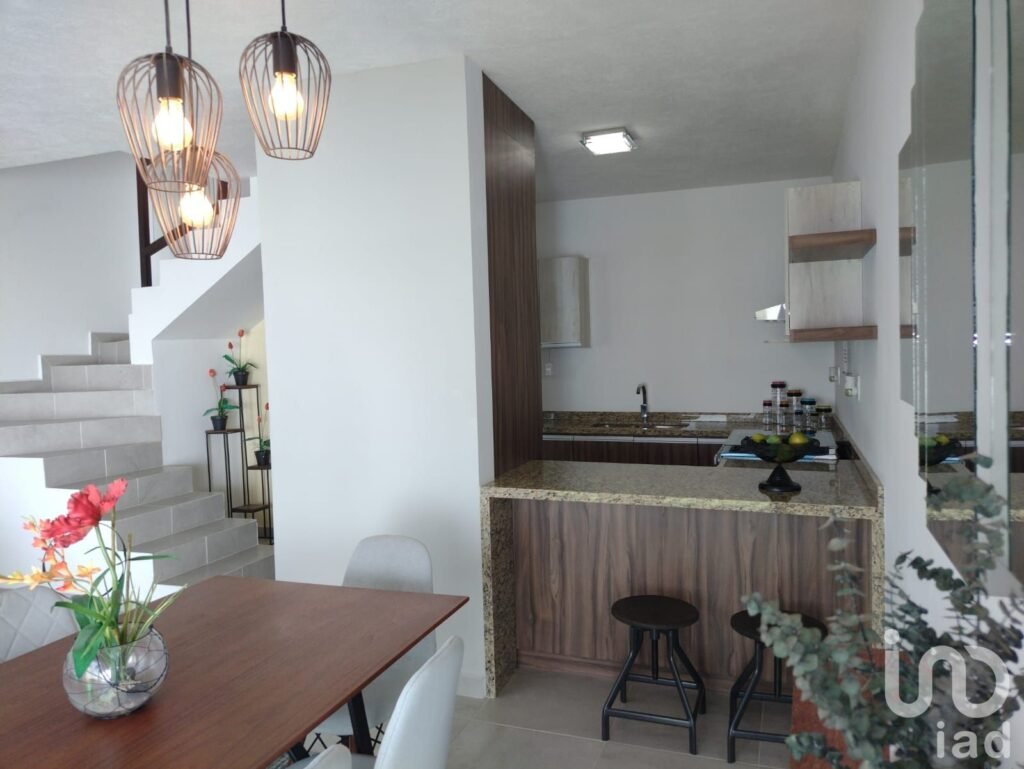 CASA EN VENTA RESIDENCIAL CUMBRES BOCA DEL RIO MOD FUJI