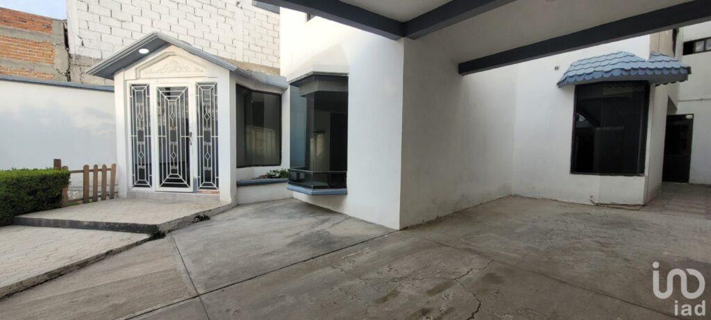 Se vende Casa en exclusiva privada en Valle de San Javier, Pachuca, Hidalgo