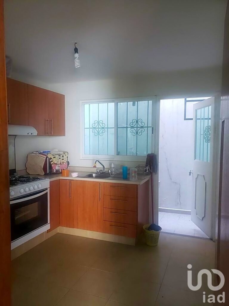 Venta de casa en Guadalupe Victoria Col Los presidentes Temixco Morelos