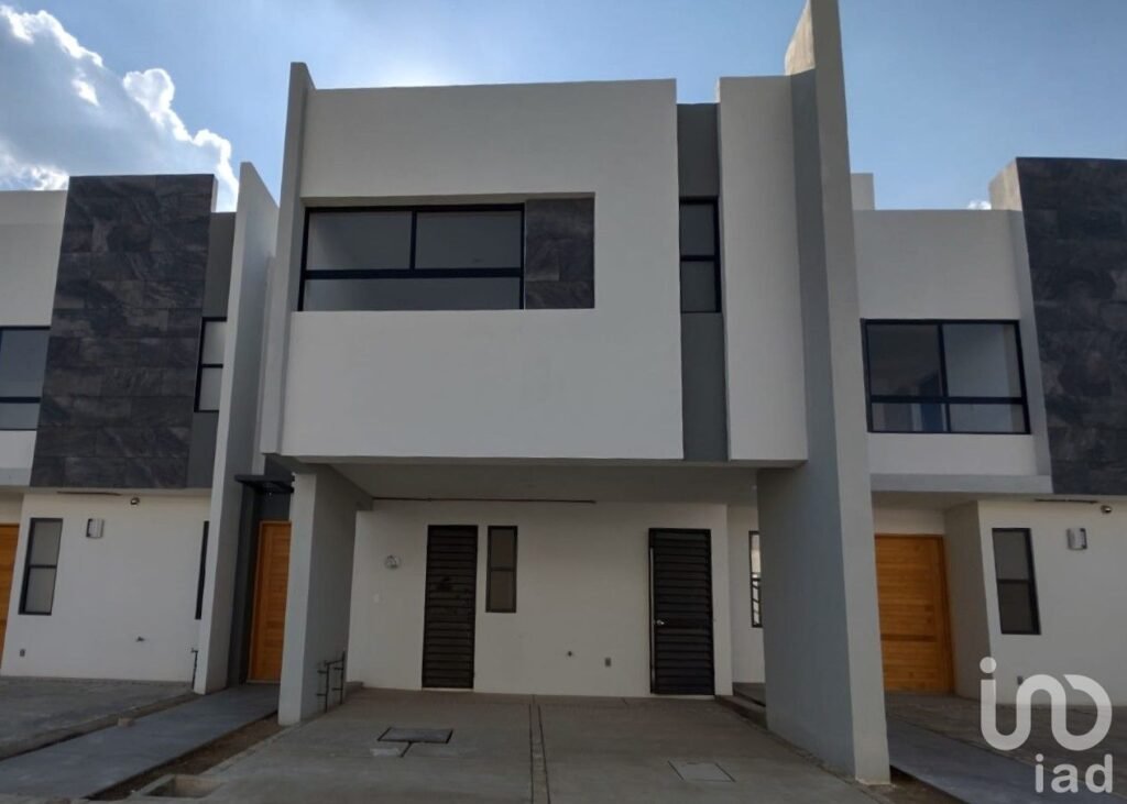 Casa en Venta en Lomas de Angelópolis III Ba