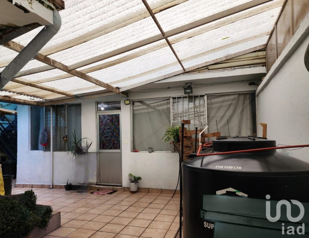 CASA EN VENTA PARA INVERSIONISTAS EN COL MEXICALTZINGO