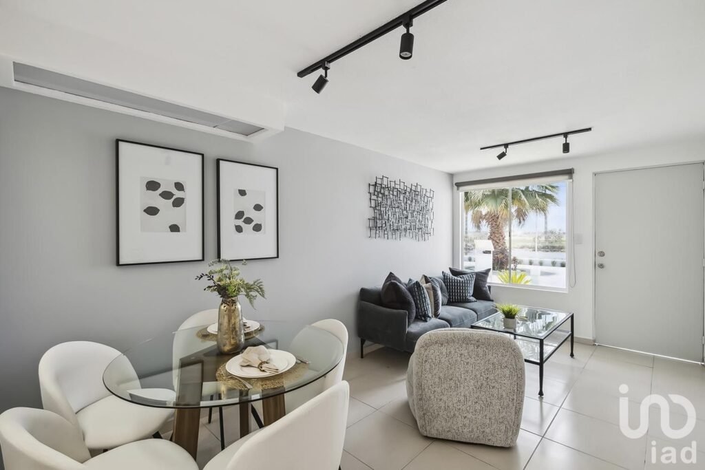 Casa en venta Modelo Ciprés 2 Recámaras, Los Héroes Chalco.