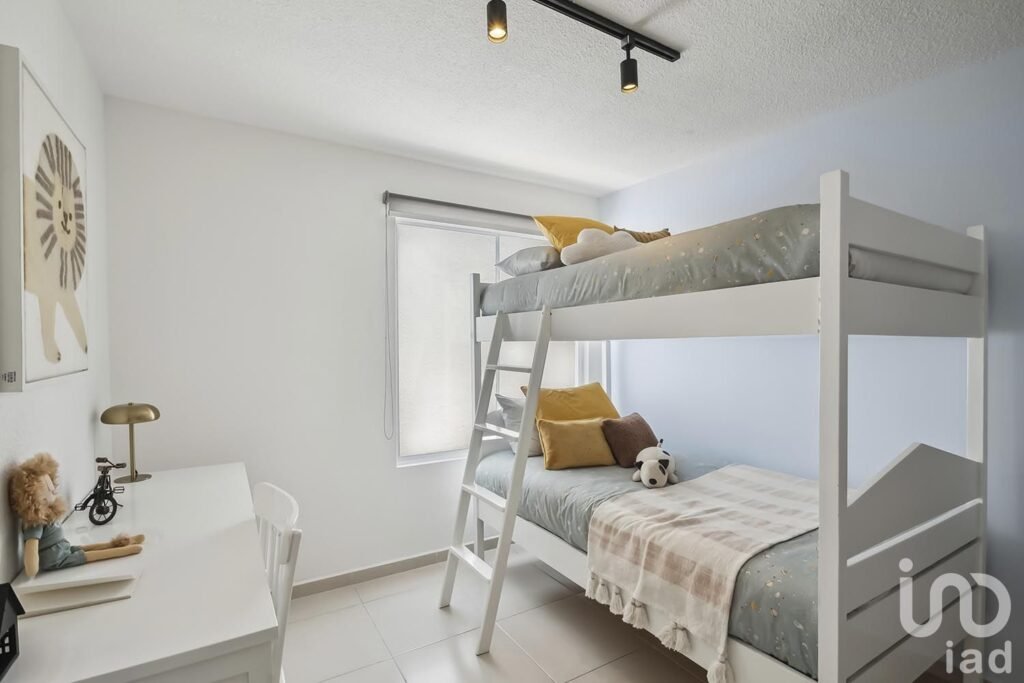 Casa en Venta Modelo Ciprés 4 Recámaras, Los Héroes Chalco.