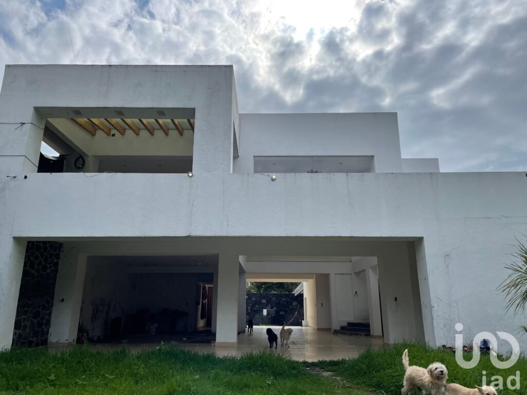 CASA y TERRENO EN MONTECASINO, HUITZILAC, MORELOS EN OBRA GRIS ¡BAJA DE PRECIO!