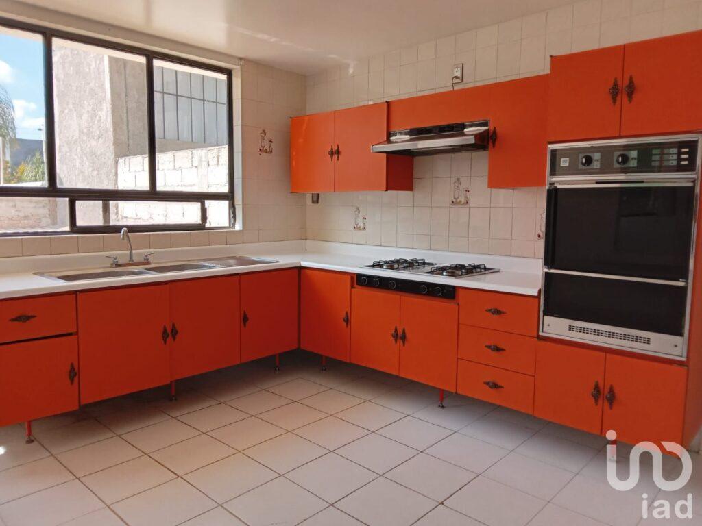 Se vende casa en Privada Samuel Arias y Soria, Valle de San Javier, Pachuca, Hidalgo