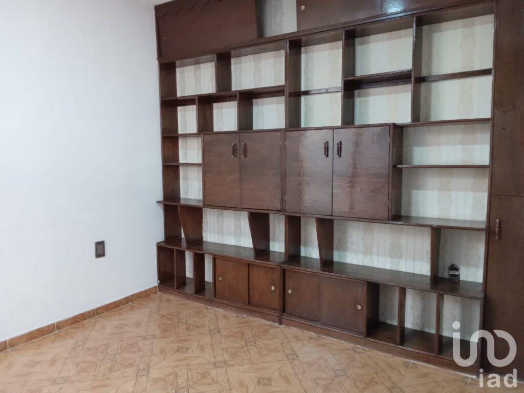 Se vende casa en Privada Samuel Arias y Soria, Valle de San Javier, Pachuca, Hidalgo