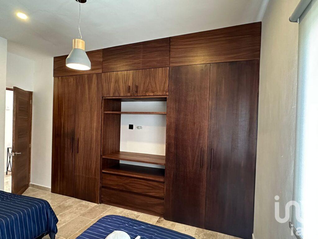 CASA EN VENTA SOBRE AV. HUACAYÁN, CANCÚN CENTRO