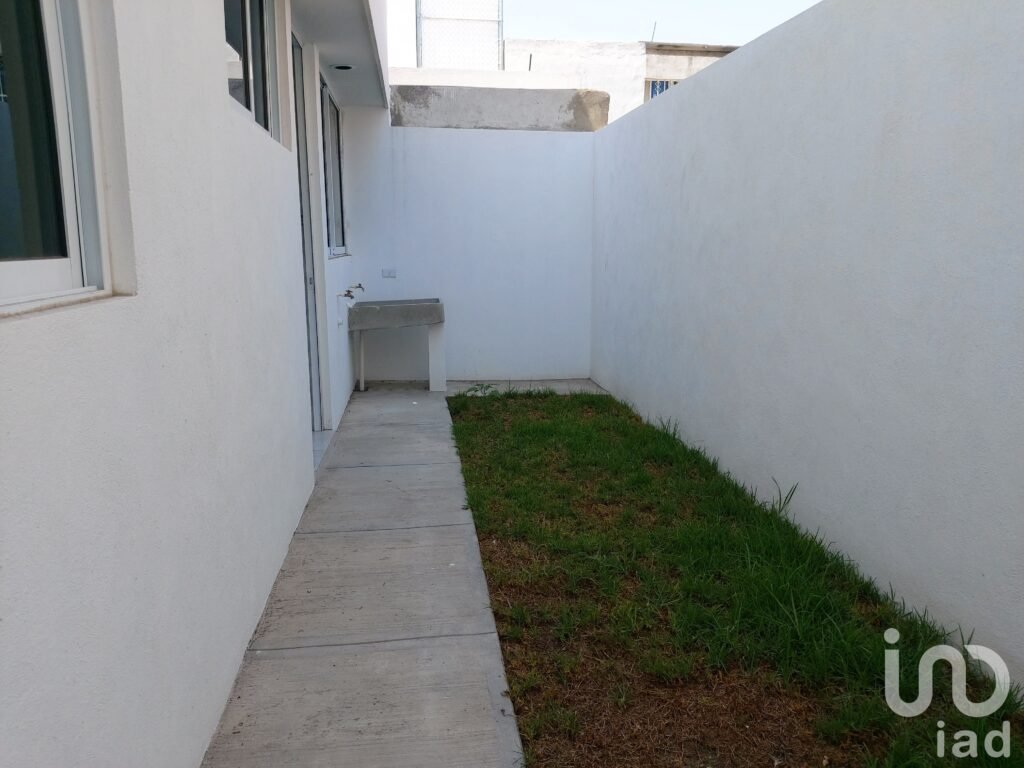 CASA EN VENTA EN BOSQUES DE AMALUCAN