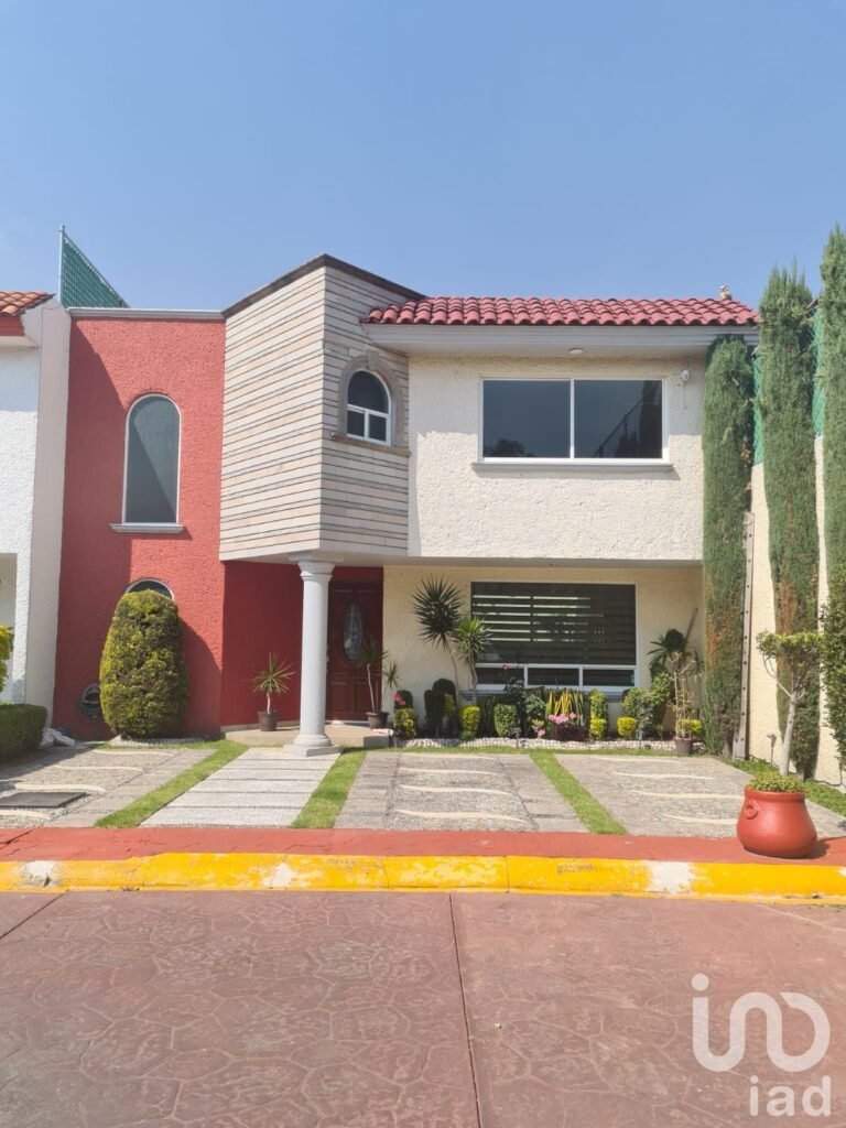 Casa en venta en Residencial Paseo Real Atizapán, Edo. de Méx.