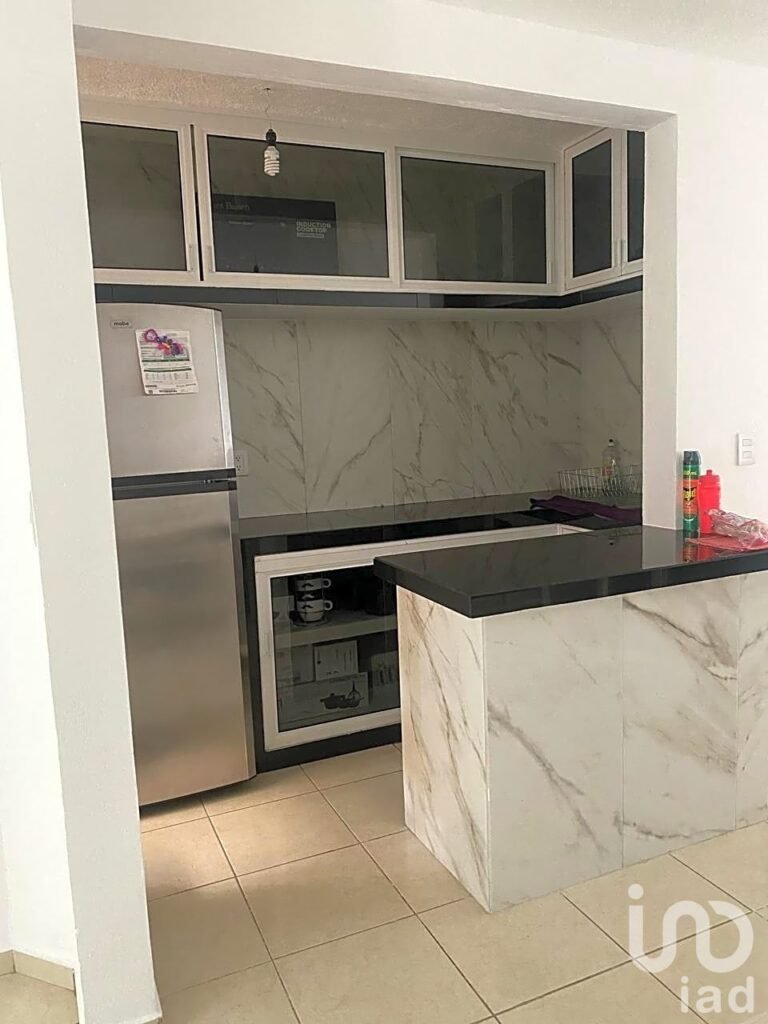 EXCELENTE CASA EN VENTA EN FRACCIONAMIENTO PRIVADO, VILLA TULIPANES, ACAPULCO DE JUÁREZ, GUERRERO