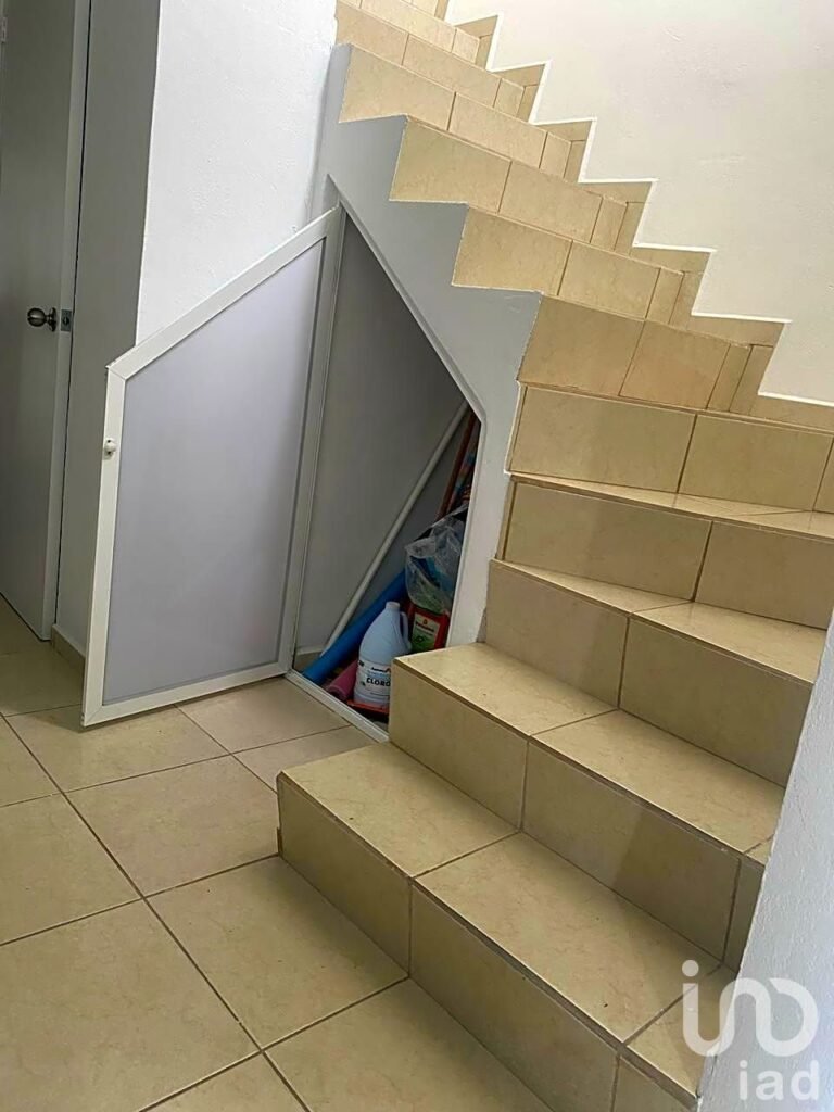 EXCELENTE CASA EN VENTA EN FRACCIONAMIENTO PRIVADO, VILLA TULIPANES, ACAPULCO DE JUÁREZ, GUERRERO