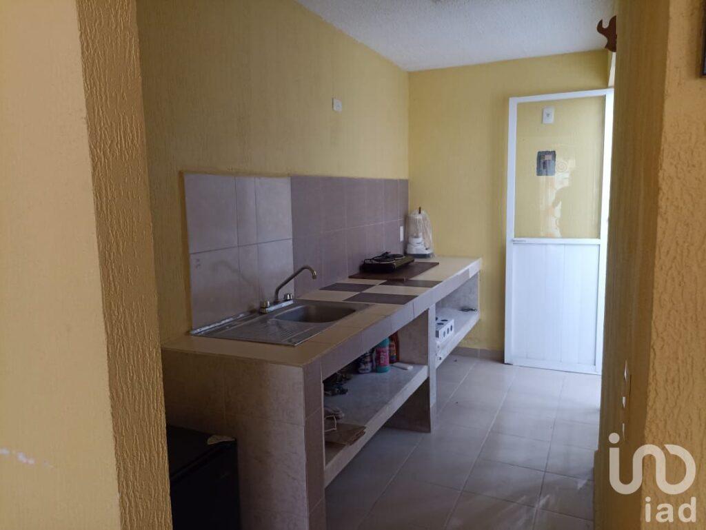 CASA CON ALBERCA EN VENTA FRACCIONAMIENTO LA MORENA, YAUTEPEC MORELOS