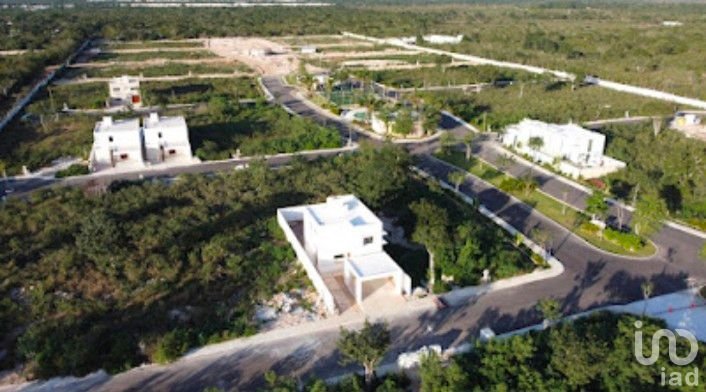 Terreno en privada con amenidades, en venta al norte de Mérida. Acepta Infonavit.