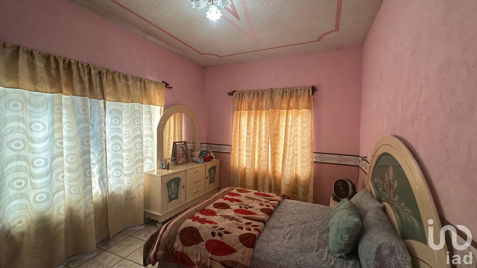 Amplio departamento en Venta en Centro de Villa Hidalgo, Jalisco