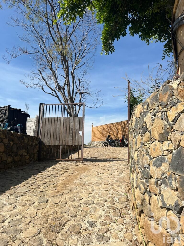 TERRENO EN VENTA EN CONJUNTO HABITACIONAL PALAPA, TERRENO EN TEPOZTLAN, MORELOS