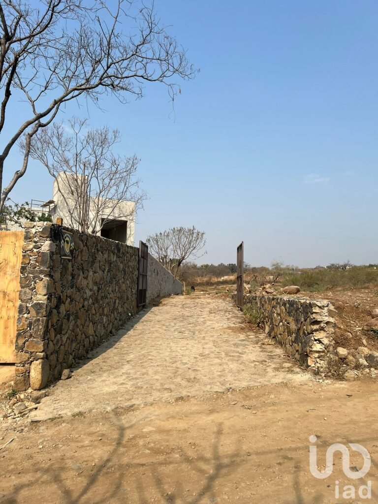 TERRENO EN VENTA EN CONJUNTO HABITACIONAL PALAPA, TERRENO EN TEPOZTLAN, MORELOS