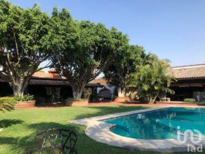 Casa en Venta en Lomas de Cocoyoc, Morelos. Casa en Venta en Lomas de Cocoyoc, Morelos.