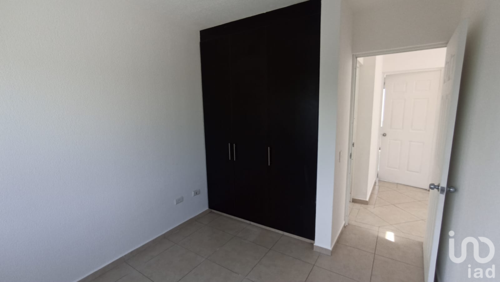 Casa en Paseo del Fraile 2, Int 8, Paseos del Bosque, Corregidora, Querétaro, C.P. 76910