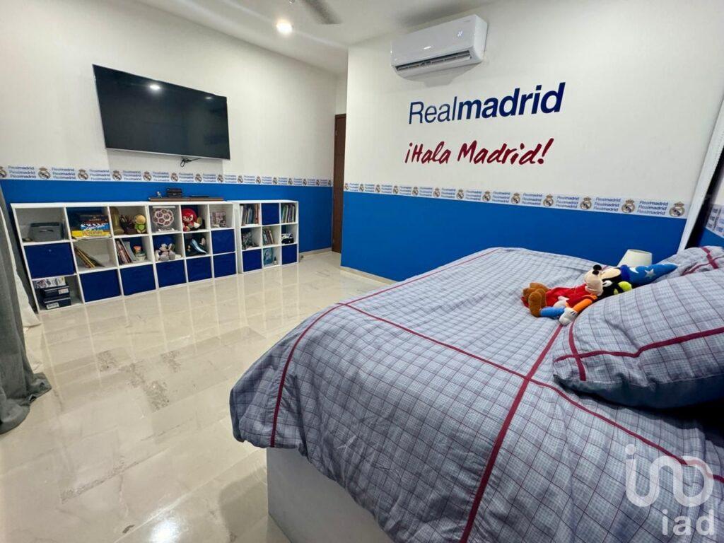 CASA EN VENTA EN PUNTA TIBURÓN