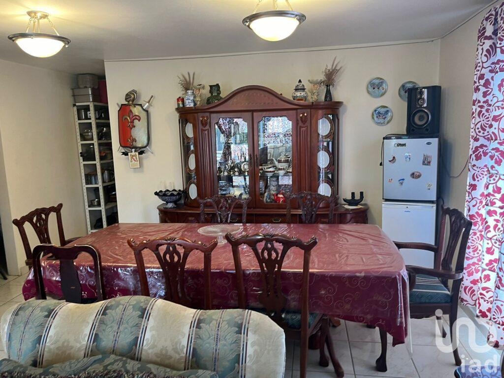 Venta de casa y 3 departamentos en Chipilo, Puebla