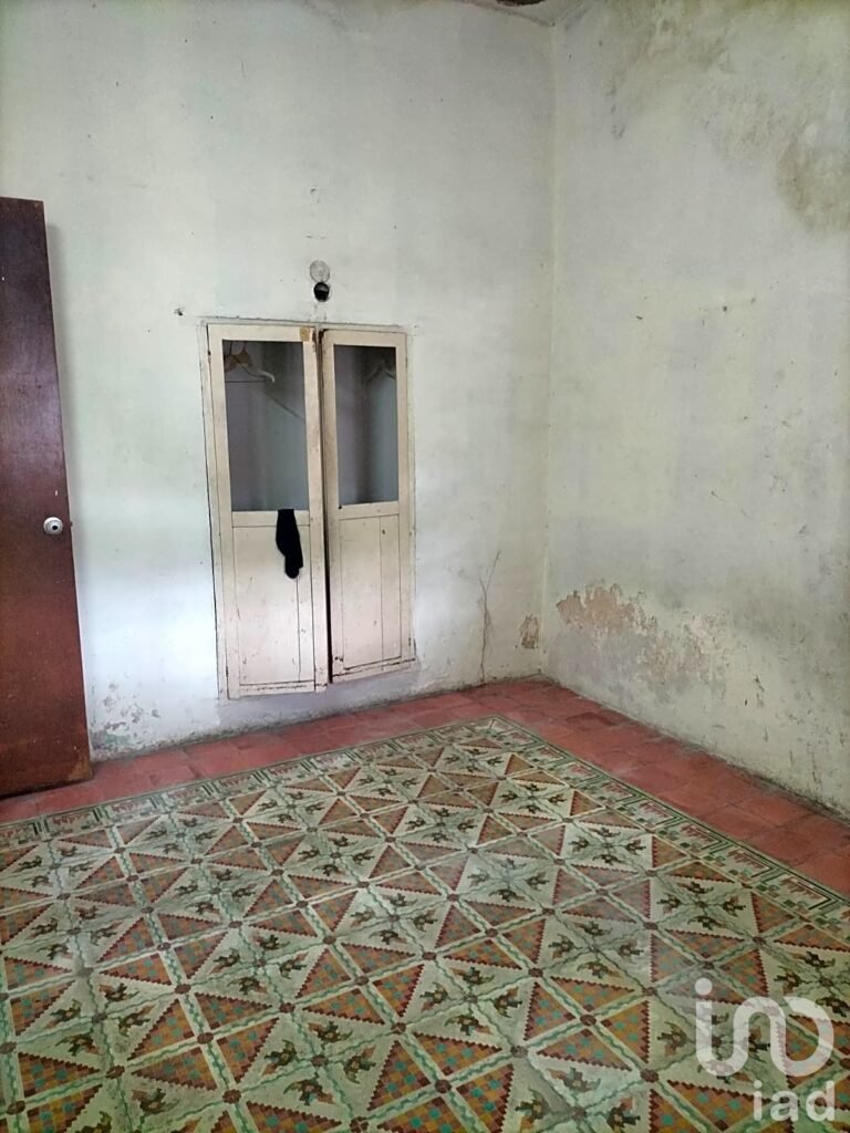 VENTA DE CASA, EN EL CENTRO DE MÉRIDA, ZONA SANTIAGO