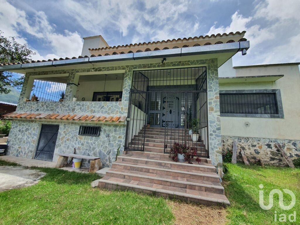 Casa en venta en Ixhuacán de los Reyes, Veracruz de Ignacio de la Llave