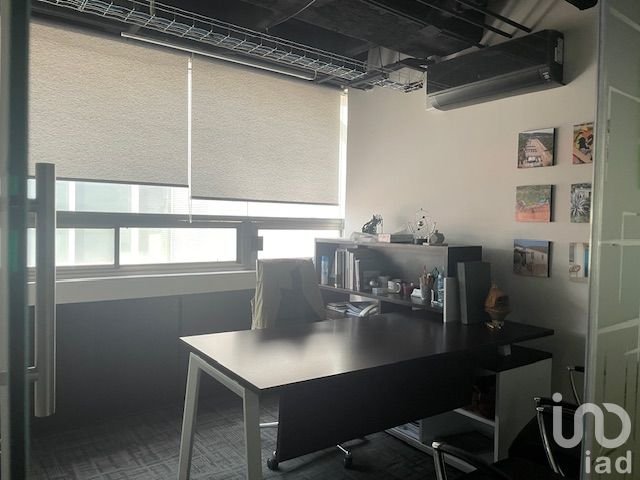 VENTA DE OFICINAS EN LA CALLE DE OSO PISO COMPLETO (PARA CO-WORKING)