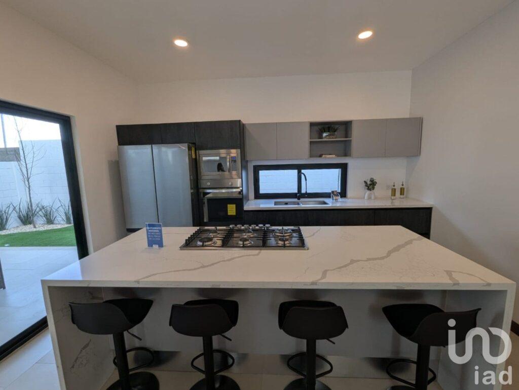 CASA NUEVA EN VENTA EN CLUSTER PRIV CD. JUAREZ CHIH MOD. CRON