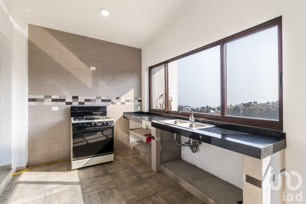 Casa en venta con alberca en Lomas Tzompantle Cuernavaca Morelos