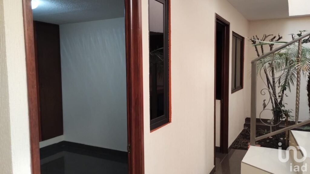 Oficina en Renta en Juan Alvarez, Toluca, México.