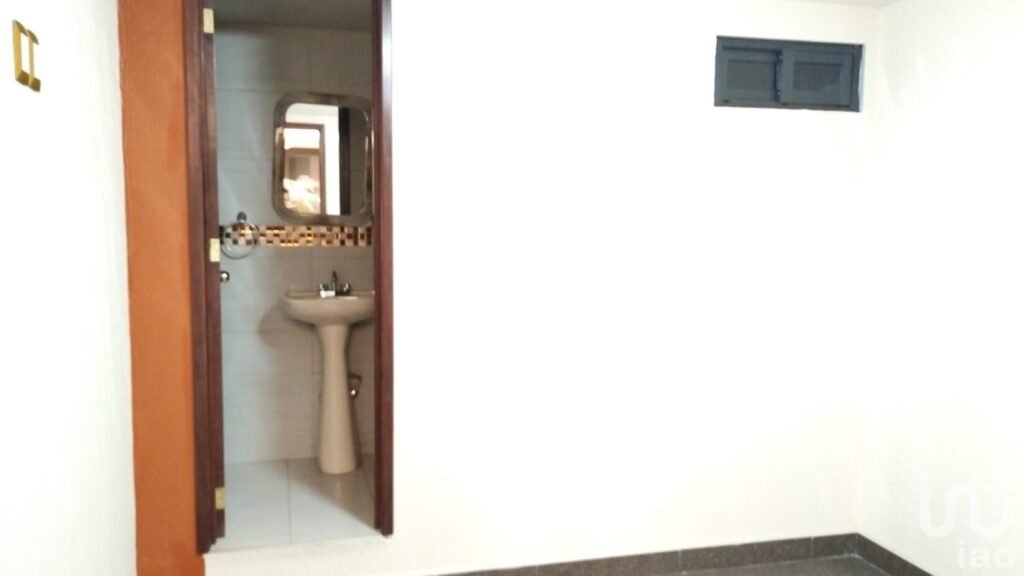 Oficina en Renta en Juan Alvarez, Toluca, México.