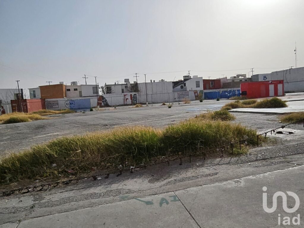 Terreno en Renta en la Raza