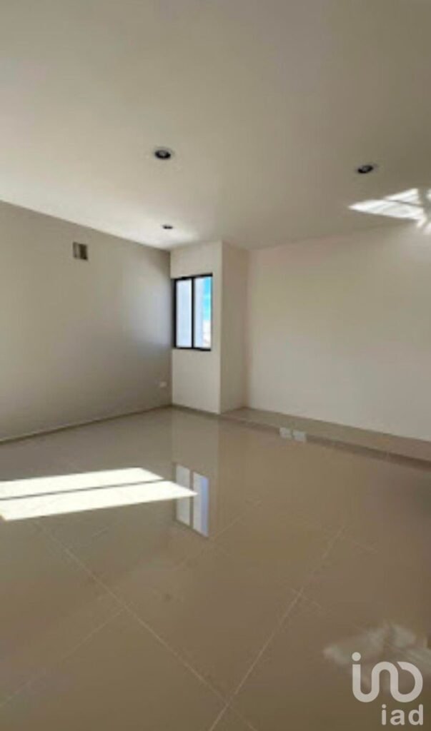 Venta de casa en privada en Conkal, Yucatán.
