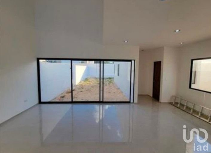 Venta de casa en privada en Conkal, Yucatán.