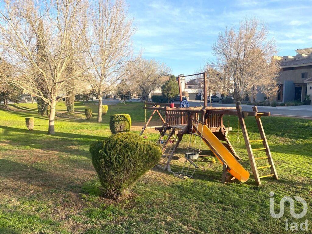 VENTA DE RESIDENCIA EN CERRADA DEL SOL