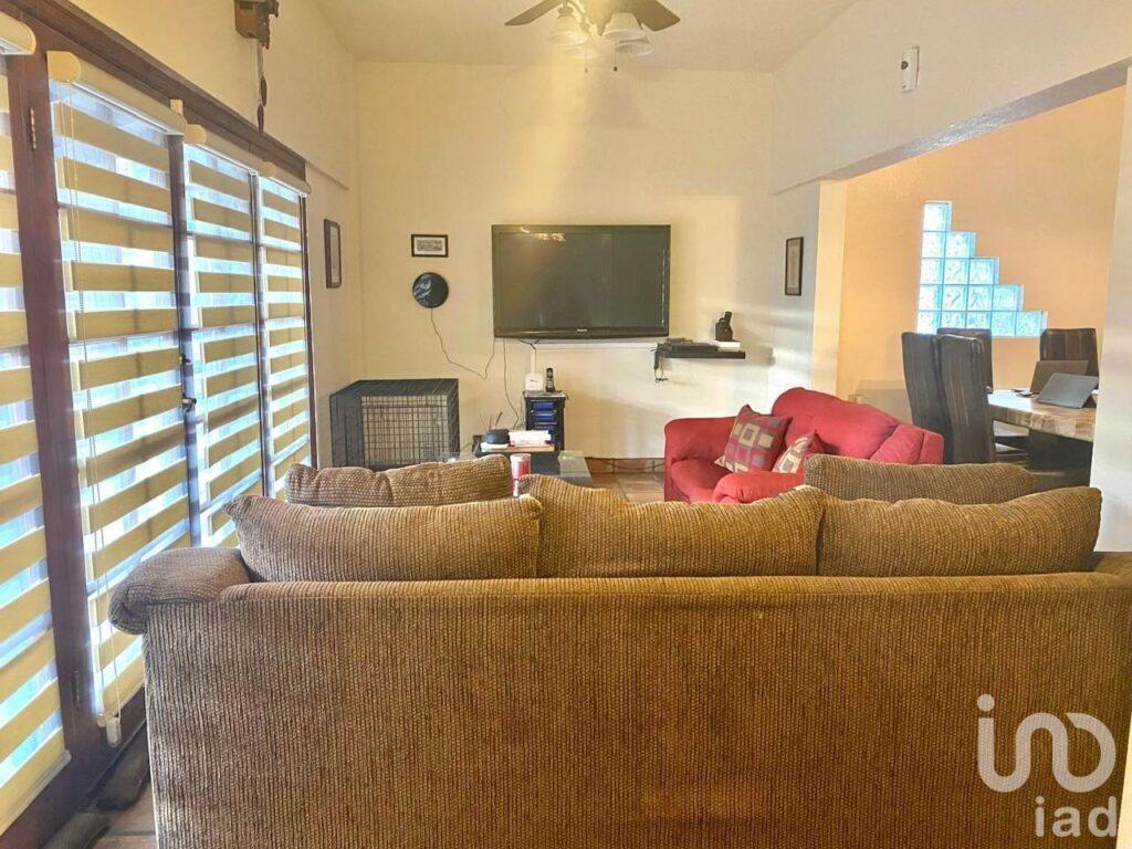 VENTA DE RESIDENCIA EN CERRADA DEL SOL