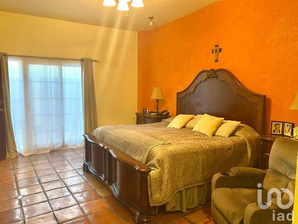 VENTA DE RESIDENCIA EN CERRADA DEL SOL