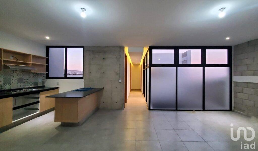 VENTA DE CASA,  CON 2 DEPARTAMENTOS  EN LOS ARCOS, IRAPUATO, GTO.