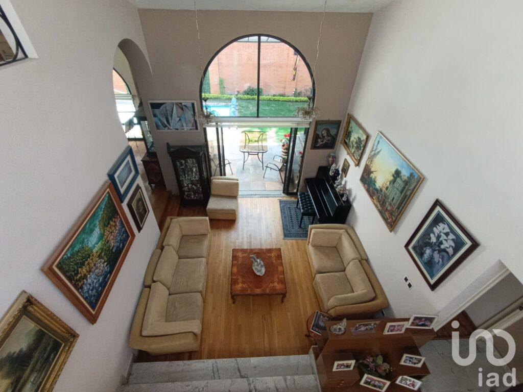 Venta de Residencia en Fraccionamiento Campestre el Paraíso