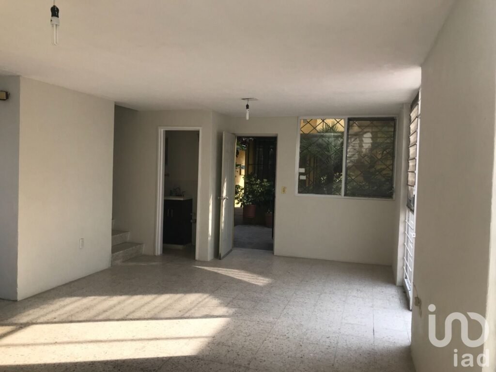 Conjunto de departamentos en Colonia Juan Manuel Vallarta