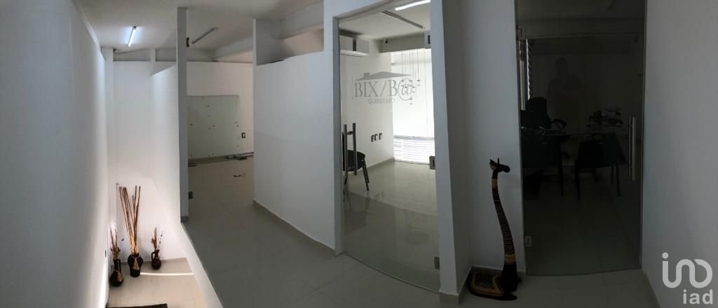 Local Comercial en Venta en Cumbres del Lago, Querétaro