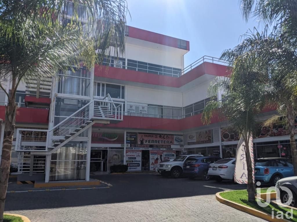 Local Comercial en Venta en Cumbres del Lago, Querétaro