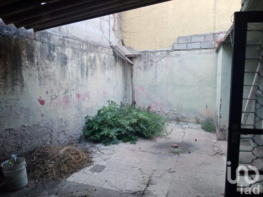 Casa en venta en celaya colonia santa anita de una planta con 3 habitaciones