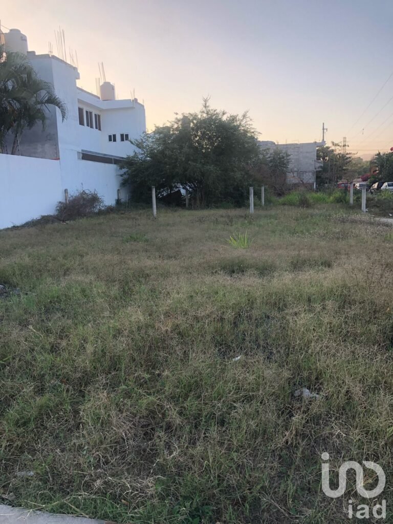 Terreno en Venta en Puerto Vallarta  poblado de  Ixtapa