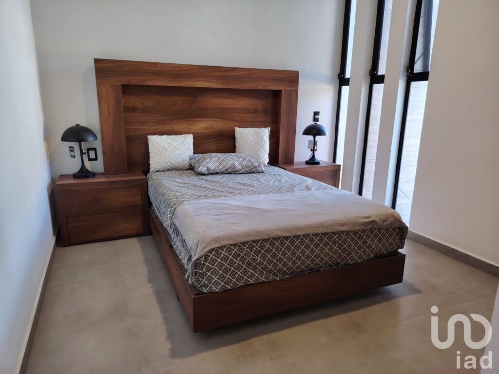 CASA EN VENTA 3 HABITACIONES EN COTO AL NORTE DE LA CIUDAD CON VISTA A  PAROTA Y VEGETACIÓN