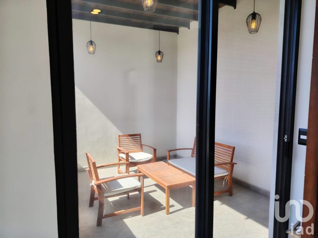 CASA EN VENTA 3 HABITACIONES EN COTO AL NORTE DE LA CIUDAD CON VISTA A  PAROTA Y VEGETACIÓN