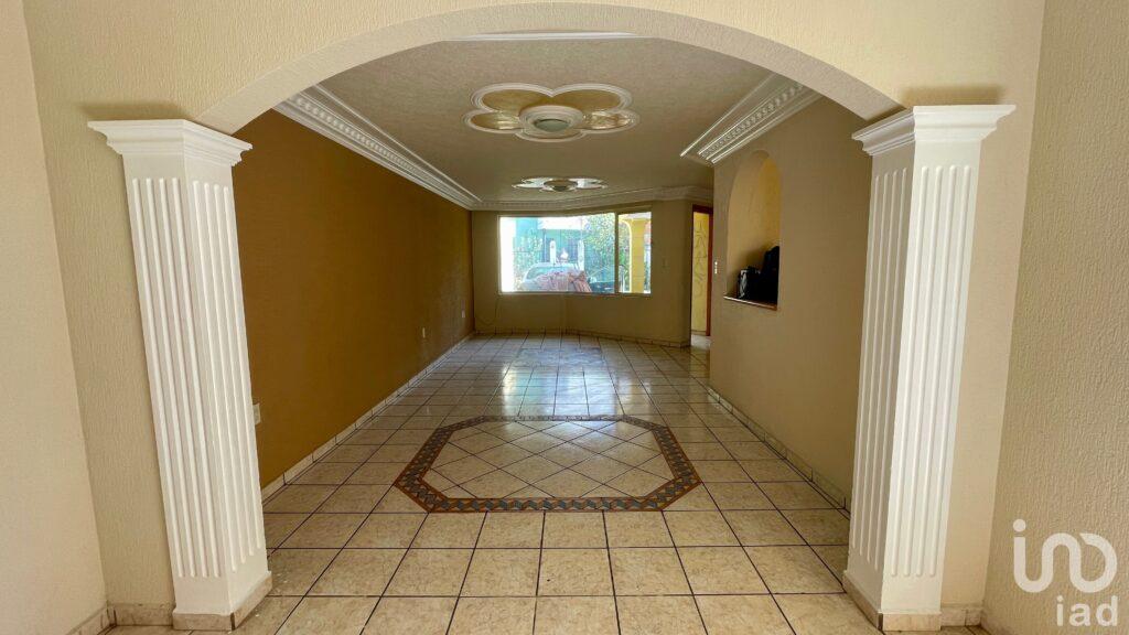 Ramón Martínez Ocaranza #60, Colonia Santa María de Guido, Morelia Michoacán.