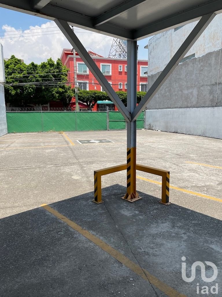 Edificio en venta en para uso comercial en Cuernavaca Morelos. ¡BAJA DE PRECIO!