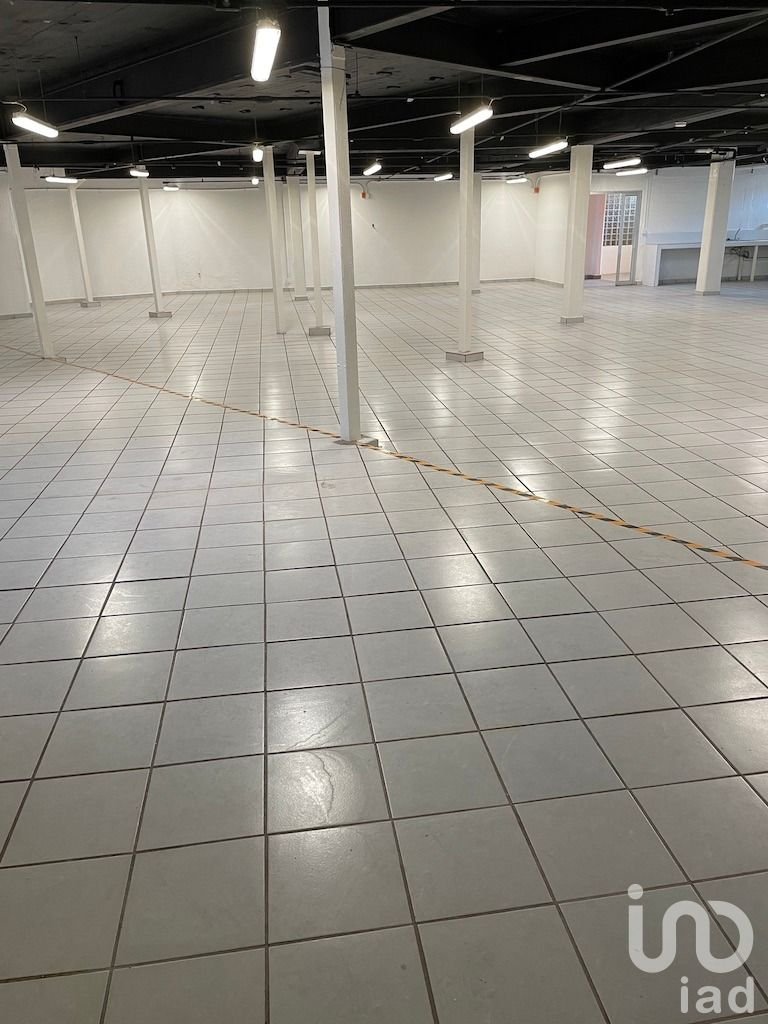 Edificio en venta en para uso comercial en Cuernavaca Morelos. ¡BAJA DE PRECIO!